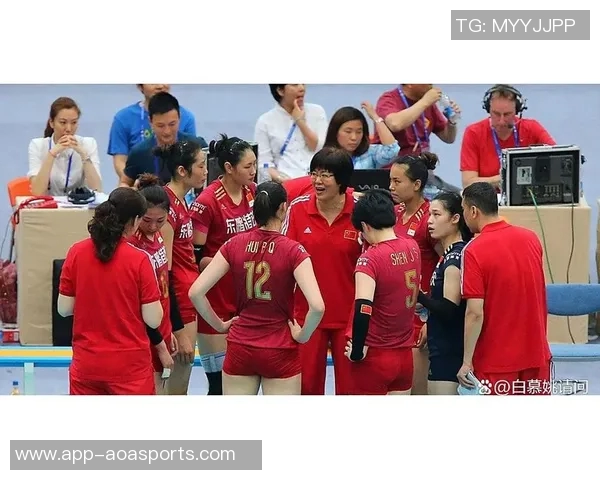 中国女排与泰国女排巅峰对决展现女排精神与竞技魅力的精彩瞬间